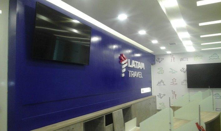 Tienda LATAM Costanera Center, foto 3